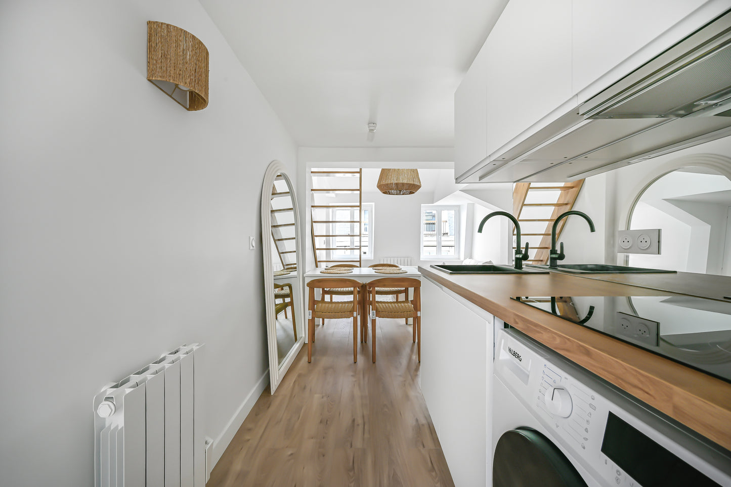 Duplex 2 pièces - PARIS 9ème